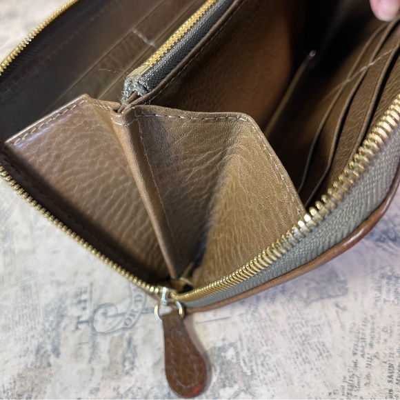 Neely Mack San Francisco zipper around brown leather wallet - Picture 9 of 12